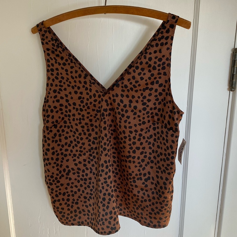 Old Navy tank top, size small